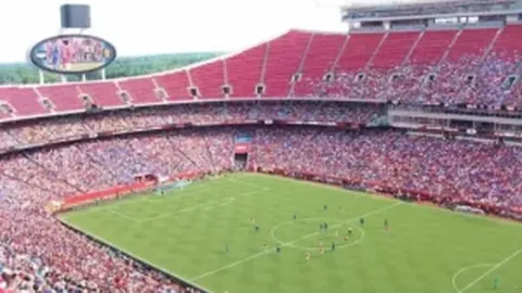 张志磊42岁迎战卡巴耶尔…