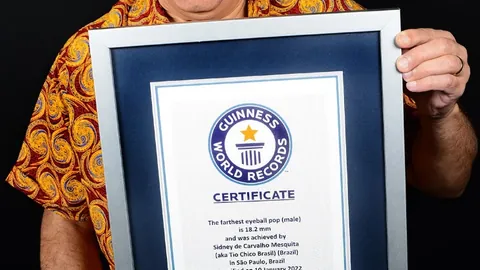 山东泰山队两名外援成功抵达济南