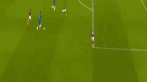 罗马队以7-0大比分击败恩波利，迪巴拉续写意甲进球10季传奇！